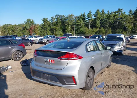 2022 Hyundai Ioniq Hybrid Se z USA, uszkodzony, nr VIN KMHC75LC3NU276163